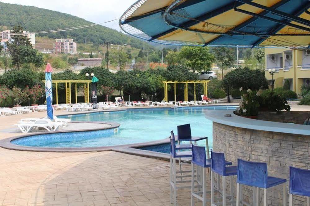 Siana Hotel Sveti Vlas Buitenkant foto